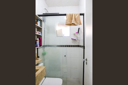 Casa de condomínio para alugar com 75m², 2 quartos e 2 vagasBanheiro