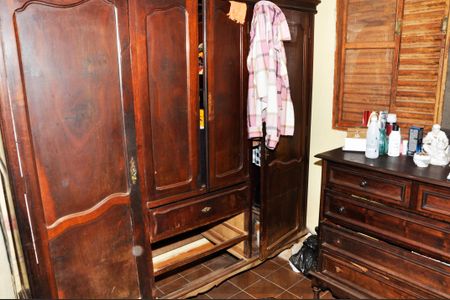 Casa à venda com 155m², 3 quartos e 2 vagas Casa à venda com 155m², 3 quartos e 2 vagasQuarto 01