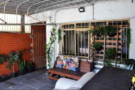 Casa à venda com 155m², 3 quartos e 2 vagas Casa à venda com 155m², 3 quartos e 2 vagasGaragem para 02 carros