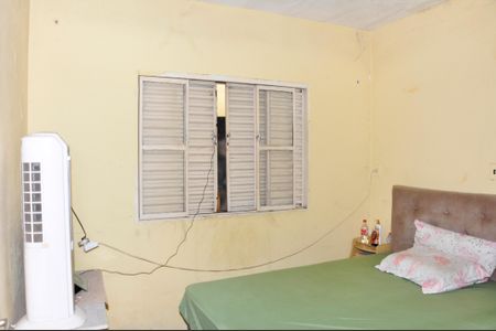 Casa à venda com 155m², 3 quartos e 2 vagas Casa à venda com 155m², 3 quartos e 2 vagasQuarto 02