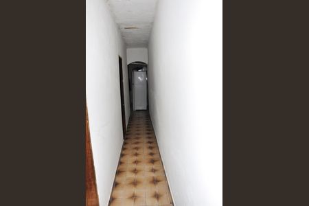 Casa à venda com 155m², 3 quartos e 2 vagas Casa à venda com 155m², 3 quartos e 2 vagasCorredor Interno