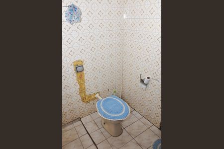 Casa à venda com 155m², 3 quartos e 2 vagas Casa à venda com 155m², 3 quartos e 2 vagasBanheiro Social