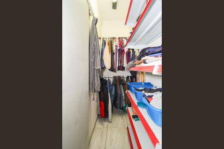 Casa à venda com 550m², 6 quartos e sem vaga Casa à venda com 550m², 6 quartos e sem vagaCloset do Quarto