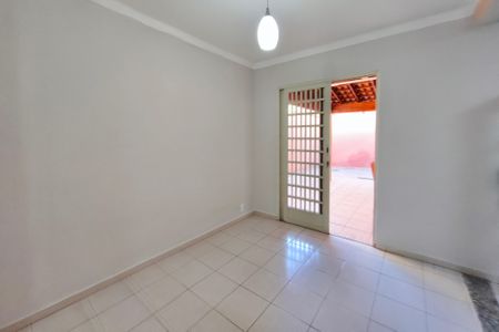 Casa de condomínio à venda com 89m², 3 quartos e 2 vagasSala de Jantar