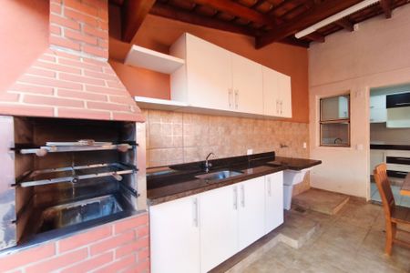 Casa de condomínio à venda com 89m², 3 quartos e 2 vagasÁrea gourmet 