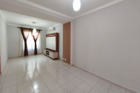 Casa de condomínio à venda com 89m², 3 quartos e 2 vagasSala de Jantar