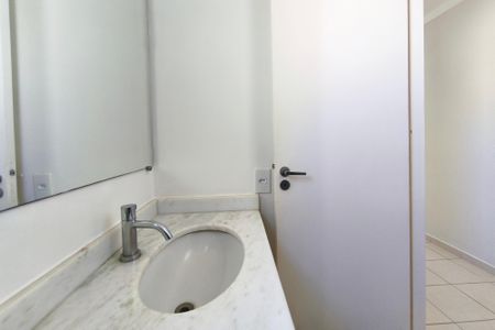 Casa de condomínio à venda com 89m², 3 quartos e 2 vagasBanheiro Suíte