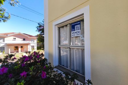 Casa de condomínio à venda com 89m², 3 quartos e 2 vagasPlaca