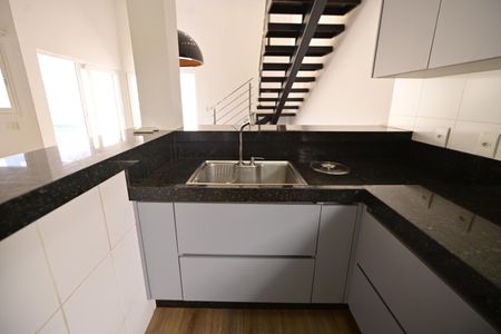 Casa de condomínio para alugar com 230m², 4 quartos e 4 vagasCozinha