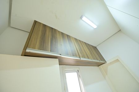 Casa de condomínio para alugar com 230m², 4 quartos e 4 vagasSala 2