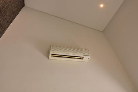 Casa de condomínio para alugar com 230m², 4 quartos e 4 vagasQuarto