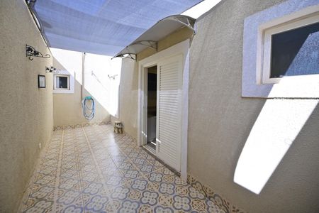 Casa de condomínio para alugar com 230m², 4 quartos e 4 vagasVaranda da Suíte 1