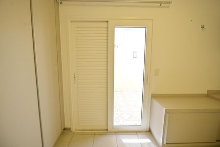 Casa de condomínio para alugar com 230m², 4 quartos e 4 vagasSuíte 1