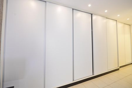 Casa de condomínio para alugar com 230m², 4 quartos e 4 vagasSuíte 3