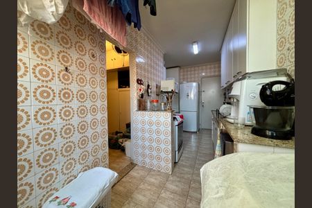 Apartamento à venda com 132m², 3 quartos e 1 vagaÁrea de serviço