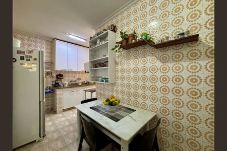Apartamento à venda com 132m², 3 quartos e 1 vagaCozinha 