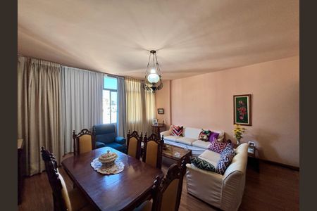 Apartamento à venda com 132m², 3 quartos e 1 vagaSala