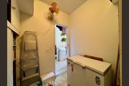 Apartamento à venda com 132m², 3 quartos e 1 vagaQuarto de Serviço