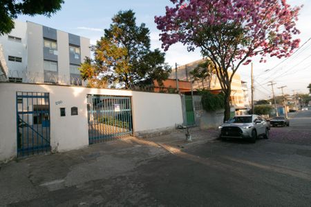 Apartamento à venda com 62m², 2 quartos e 1 vaga Apartamento à venda com 62m², 2 quartos e 1 vagaFachada