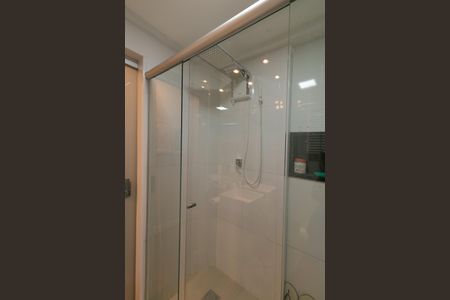 Apartamento à venda com 62m², 2 quartos e 1 vaga Apartamento à venda com 62m², 2 quartos e 1 vagaBanheiro