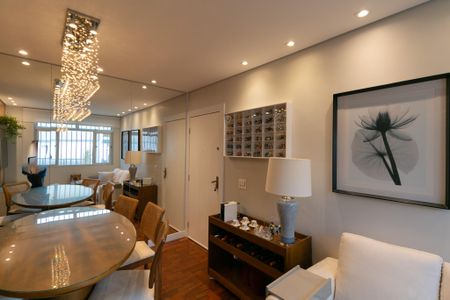 Apartamento à venda com 62m², 2 quartos e 1 vaga Apartamento à venda com 62m², 2 quartos e 1 vagaSala