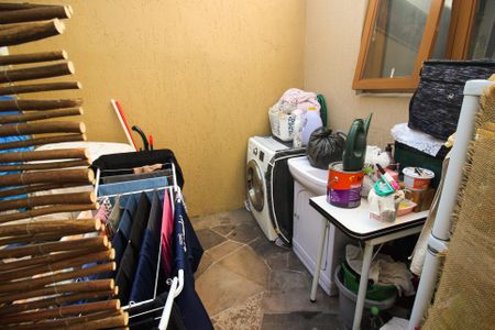 Casa de condomínio à venda com 150m², 3 quartos e 2 vagasÁrea de Serviço