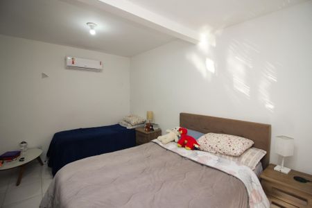 Casa de condomínio à venda com 150m², 3 quartos e 2 vagasQuarto 1