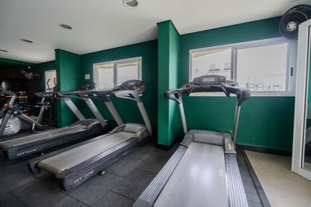 Apartamento para alugar com 55m², 2 quartos e 2 vagasÁrea comum - Academia