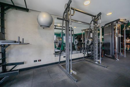 Apartamento para alugar com 55m², 2 quartos e 2 vagasÁrea comum - Academia