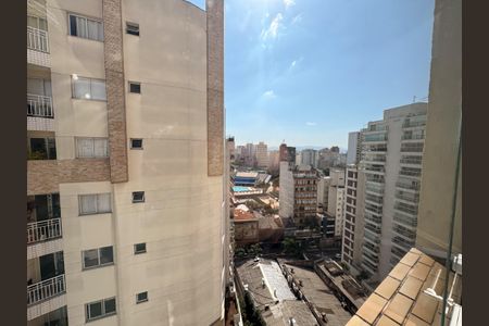 Apartamento para alugar com 55m², 2 quartos e 2 vagasVista da Suíte 1