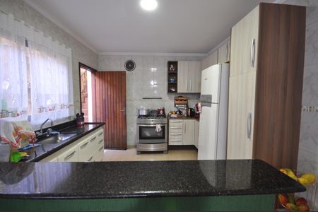 Casa à venda com 204m², 3 quartos e 2 vagasCozinha