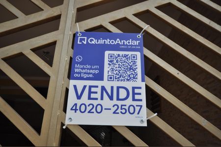 Casa à venda com 204m², 3 quartos e 2 vagasPlaca