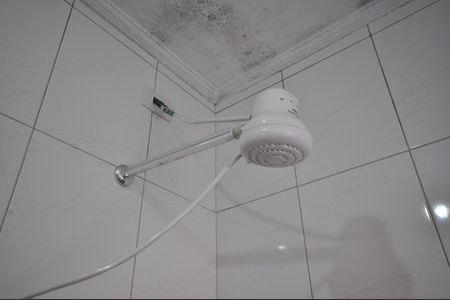 Casa à venda com 204m², 3 quartos e 2 vagasBanheiro da Suíte 1