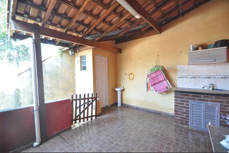 Casa à venda com 204m², 3 quartos e 2 vagasExtensão à área de serviço