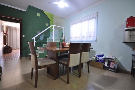 Casa à venda com 204m², 3 quartos e 2 vagasCozinha