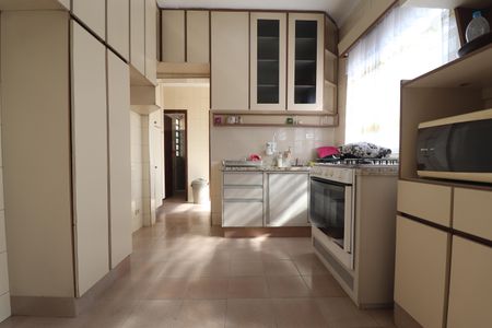 Apartamento à venda com 113m², 2 quartos e sem vagaCozinha