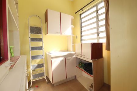 Apartamento à venda com 113m², 2 quartos e sem vagaQuarto serviço