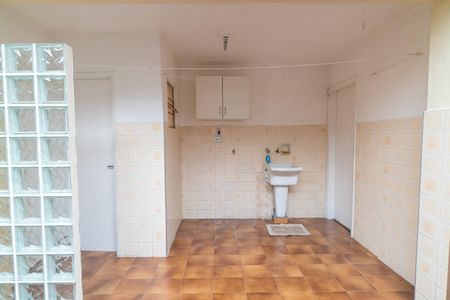 Casa à venda com 144m², 2 quartos e 3 vagas Casa à venda com 144m², 2 quartos e 3 vagasÁrea de Serviço