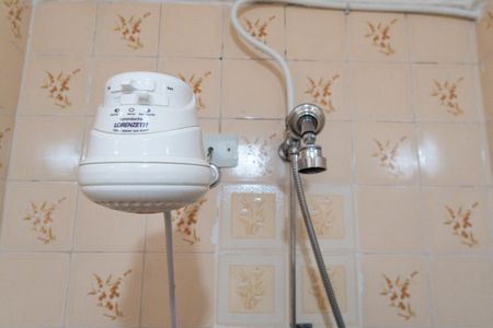 Casa à venda com 144m², 2 quartos e 3 vagas Casa à venda com 144m², 2 quartos e 3 vagasBanheiro da Suíte Detalhe