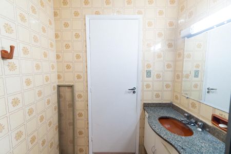 Casa à venda com 144m², 2 quartos e 3 vagas Casa à venda com 144m², 2 quartos e 3 vagasBanheiro Social