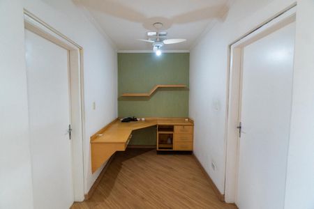 Casa à venda com 144m², 2 quartos e 3 vagas Casa à venda com 144m², 2 quartos e 3 vagasEscritório