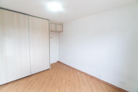 Casa à venda com 144m², 2 quartos e 3 vagas Casa à venda com 144m², 2 quartos e 3 vagasQuarto