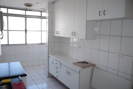 Apartamento à venda com 96m², 2 quartos e 1 vagaCozinha