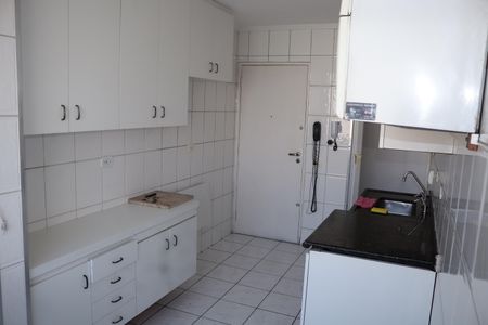 Apartamento à venda com 96m², 2 quartos e 1 vagaCozinha