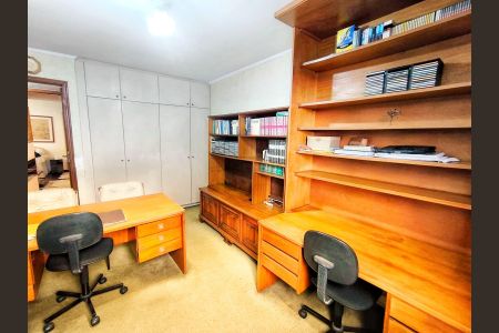 Apartamento à venda com 170m², 3 quartos e 2 vagasEscritório