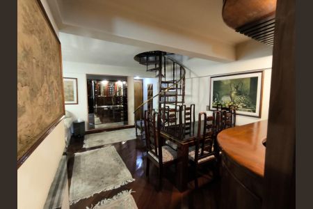 Apartamento à venda com 170m², 3 quartos e 2 vagasSala