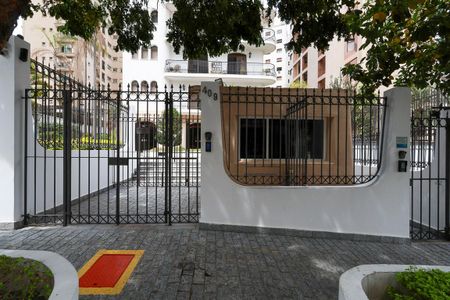 Apartamento à venda com 265m², 3 quartos e 3 vagasFachada
