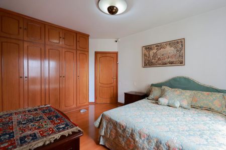 Apartamento à venda com 265m², 3 quartos e 3 vagasSuíte 1