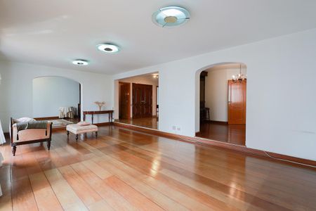 Apartamento à venda com 265m², 3 quartos e 3 vagasSala