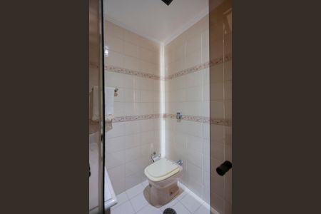 Apartamento à venda com 265m², 3 quartos e 3 vagasBanheiro da suíte 3